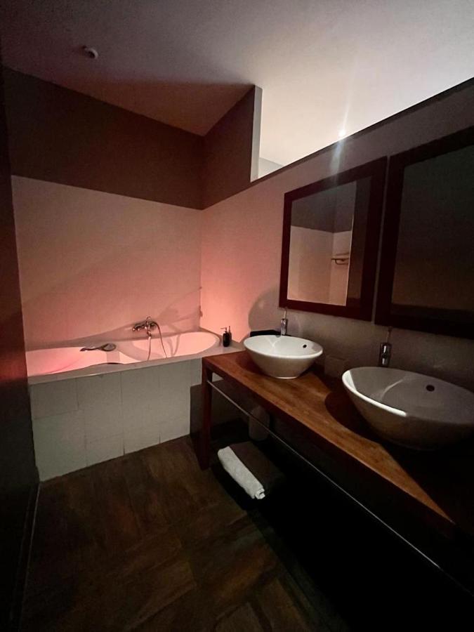 Un Moment Suspendu Apartment Aix-en-Provence Ngoại thất bức ảnh
